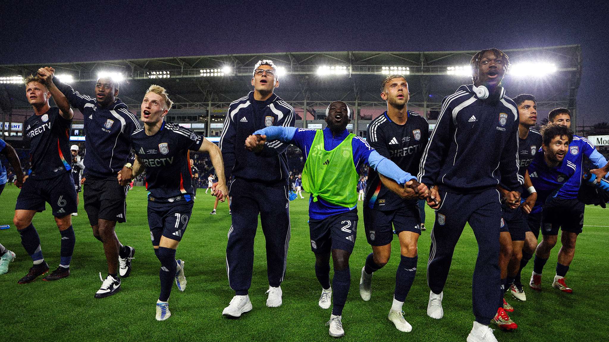 赛后反响 赛后反响